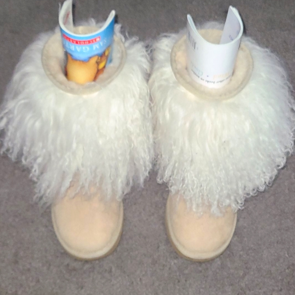 Ugg Australia Sheepskin Mongolian Hair Short Cuff